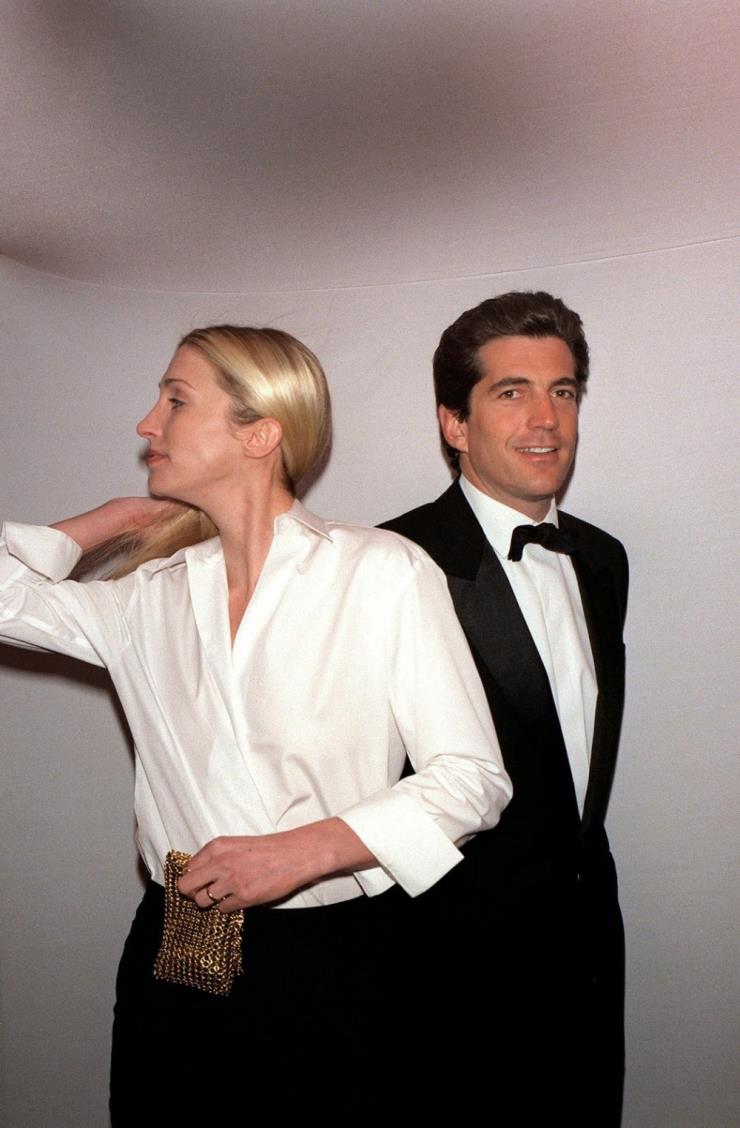 인스타그램 @carolynbessette