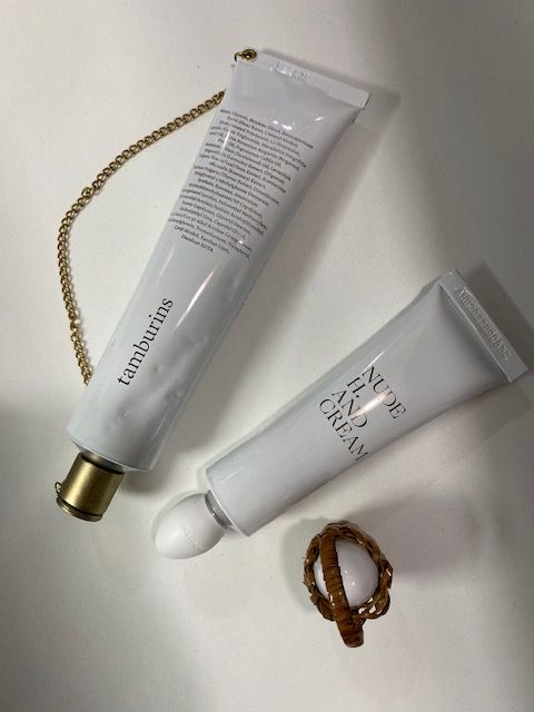 체인이 달린 기본 타입과 핸디 타입 2가지로 구성됐어요.