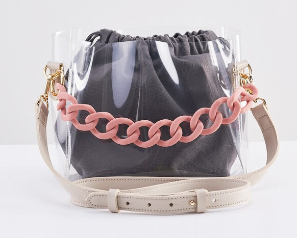 PVC 캔디 체인백은 5만9천원, Likelikely.