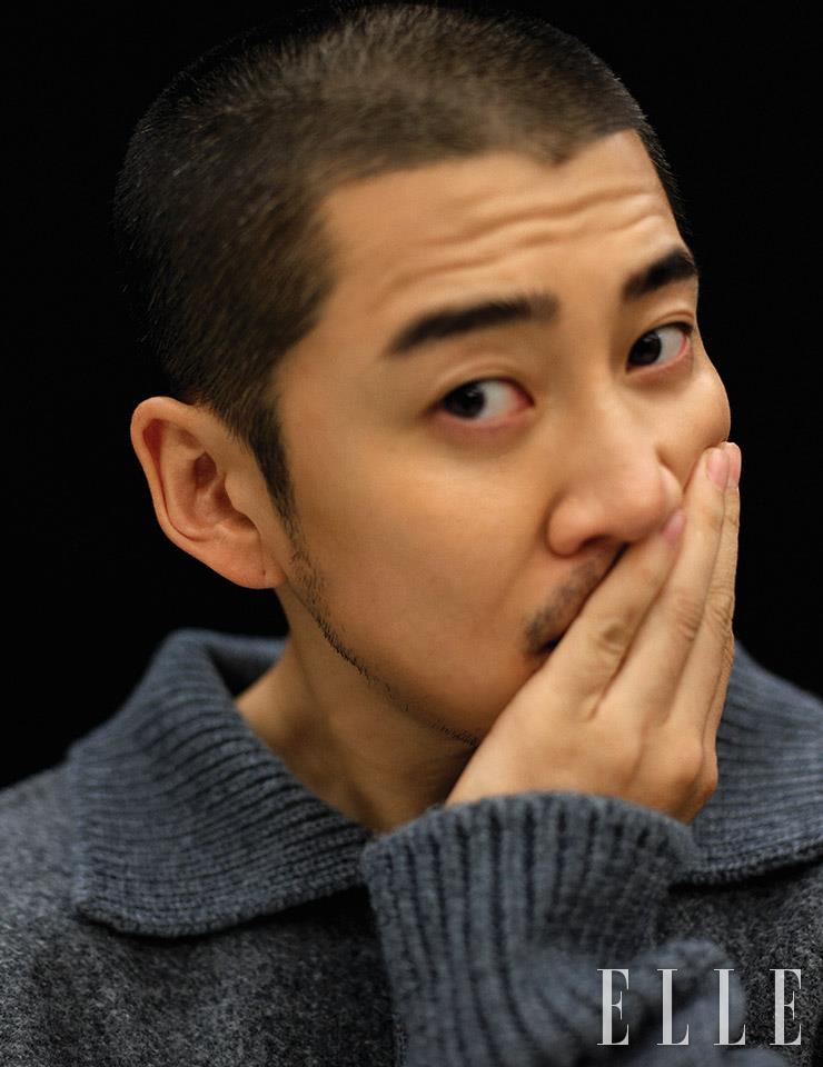 헤비 울 니트는 Ermenegilddo Zegna.