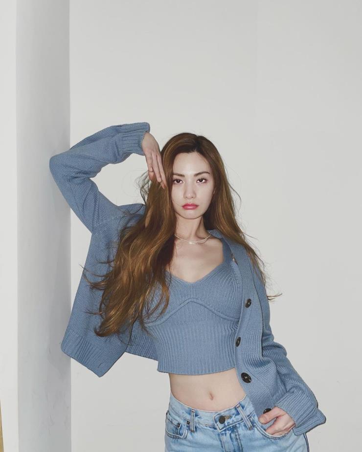 @jin_a_nana 