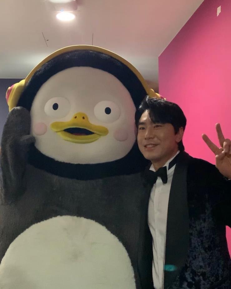 @lee_si_eon
