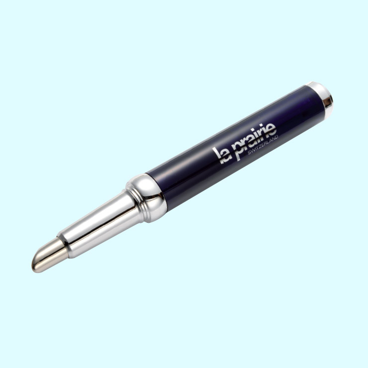 스킨 캐비아 퍼펙트 컨실러, 24만3천원, La Prairie .