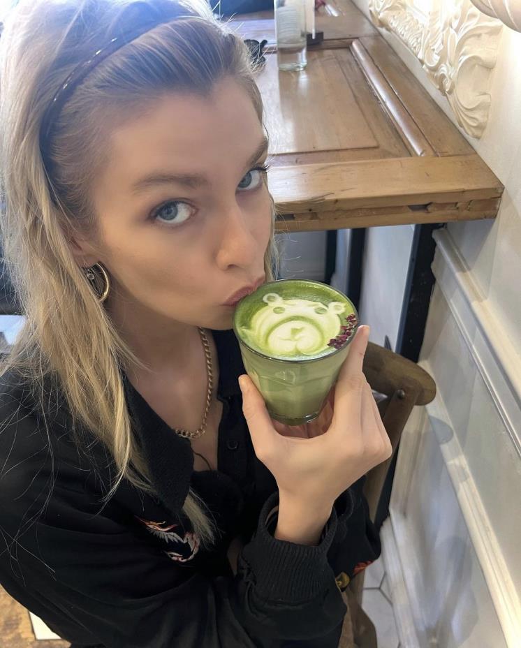 @stellamaxwell
