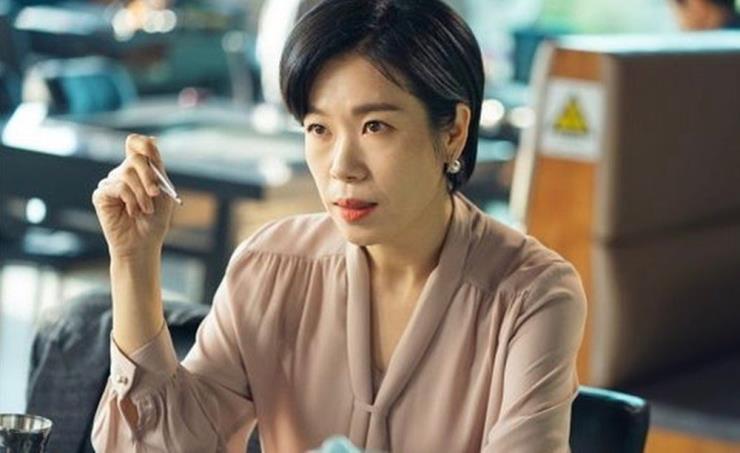 <동백꽃 필 무렵>의 홍자영. 