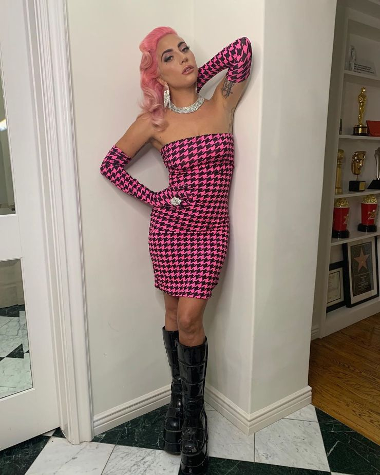 @ladygaga