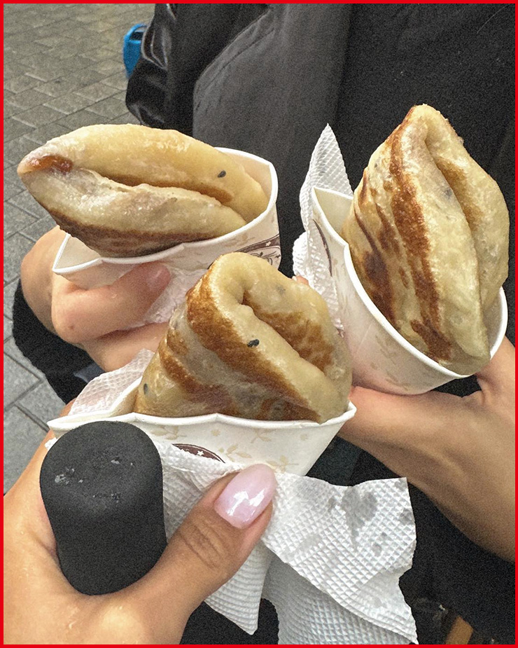 친구들과 함께 먹은 길거리 호떡.