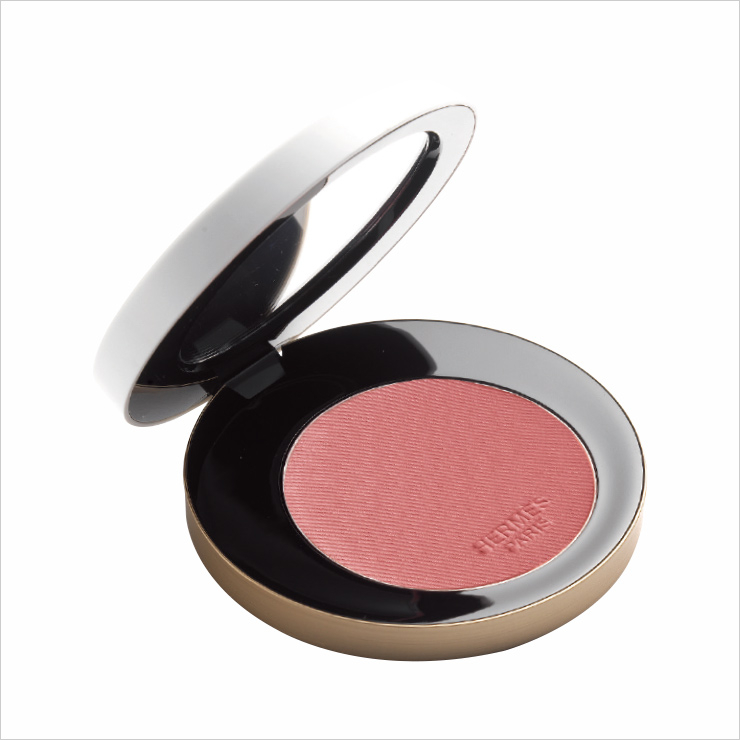 로즈 에르메스 실키 블러쉬, 로즈 뉘 54, 9만9천원, Hermès Beauty.