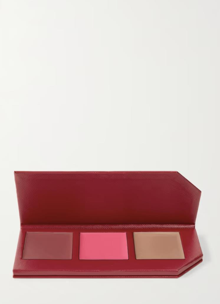 치크 콜렉티브, Kjaer Weis