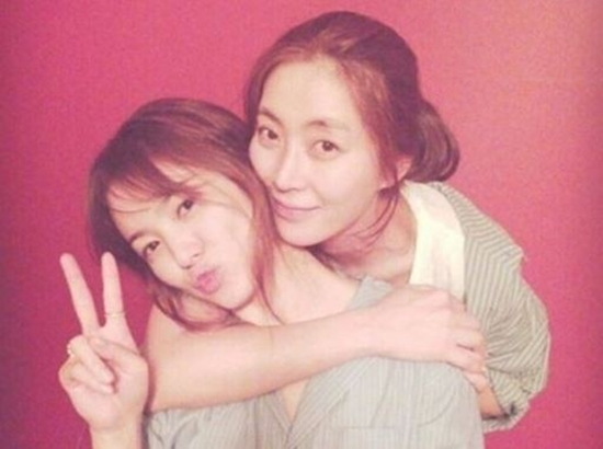 송혜교, 송윤아
