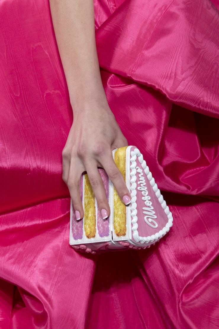 모스키노 2020 F/W 컬렉션. @IMAXtree.com