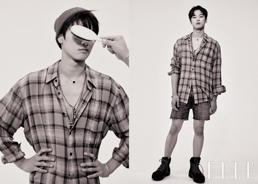 체크 셔츠는 Celine Homme by Hedi Slimane. 데님 쇼츠는 Polo Ralph Lauren. 블루 토파즈 펜던트 네크리스는 Fred. 실버 롱 네크리스는 Chrome Hearts. 레이어드한 비즈 네크리스와 반지, 비니는 모두 스타일리스트 소장품.