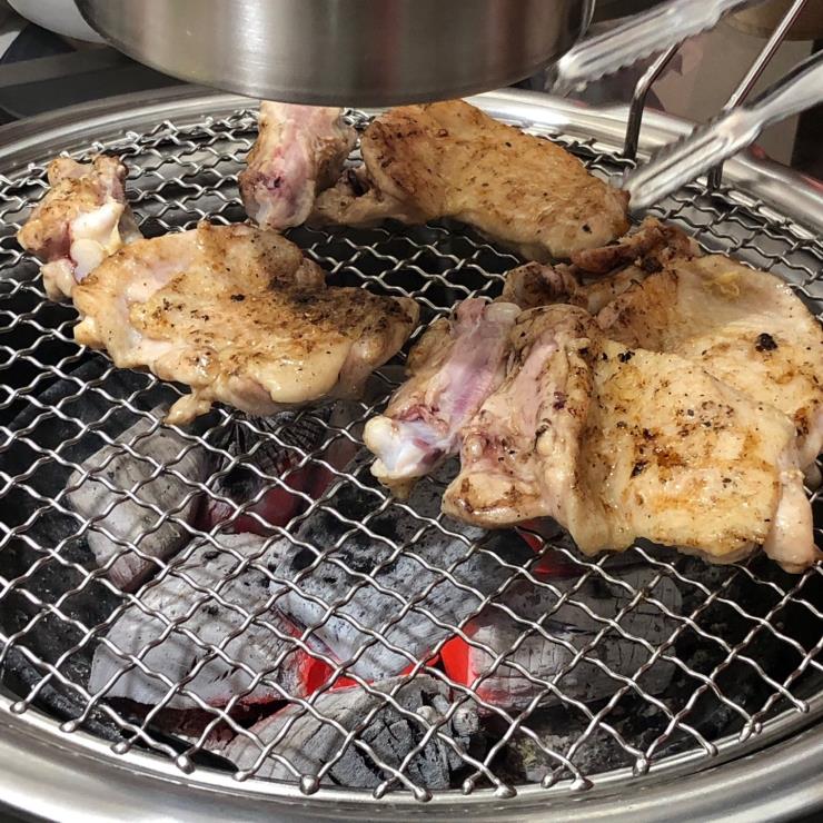 6월 11일 저녁_팀 회식 닭다리 구이 5조각