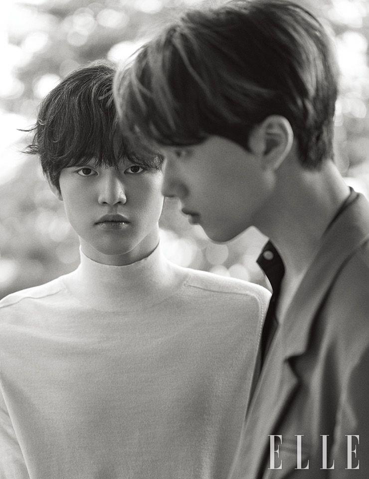 천러가 입은 터틀넥은 Givenchy. 지성이 입은 재킷과 셔츠는 모두 Bottega Veneta.