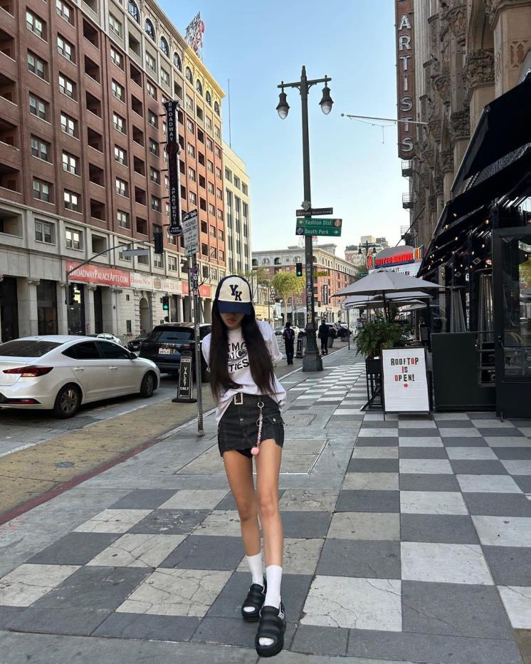 @tiny.pretty.j