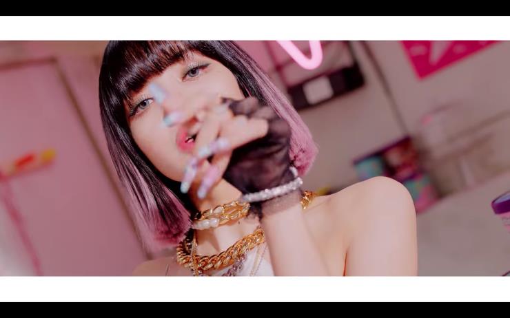 BLACKPINK - 'Ice Cream (with Selena Gomez)' M/V