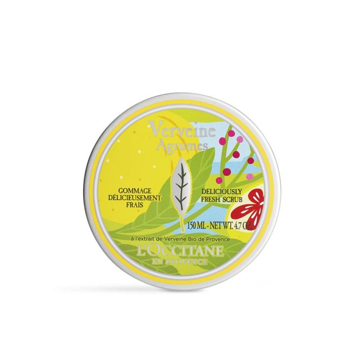 작고 가늘게 갈린 월넛 쉘과 멘톨 알갱이가 피부 표면의 각질을 부드럽게 정리하는 보디 스크럽인 2020 시트러스 버베나 딜리셔슬리 프레쉬 스크럽, 3만9천원, L’Occitane. 