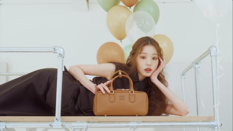 MIUMIU 2023 SS Collection, 장원영 패션 필름