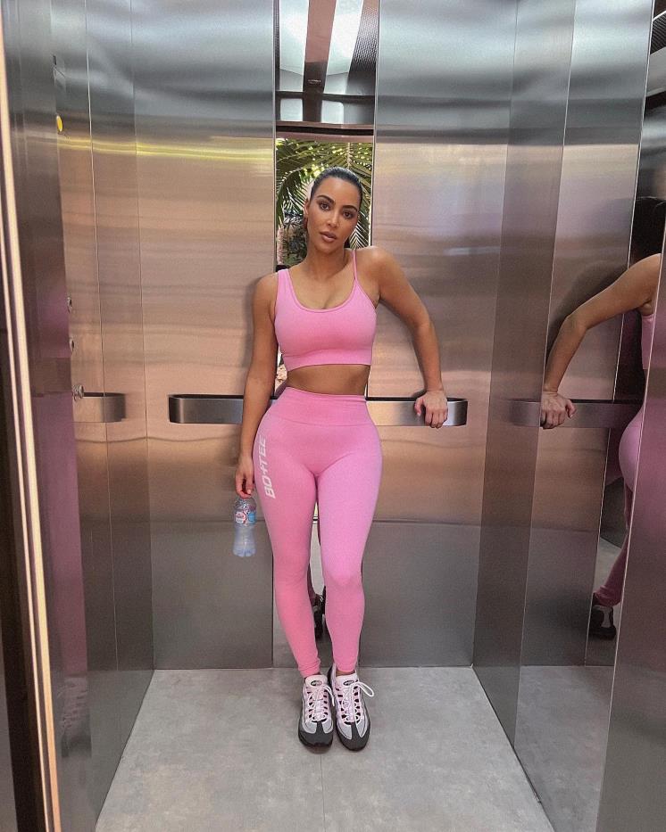 @kimkardashian