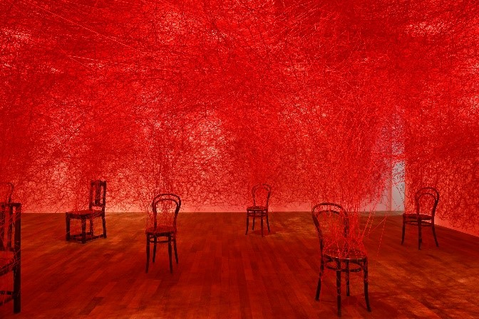 Shiota Chiharu, 'Between Us', 2020. 