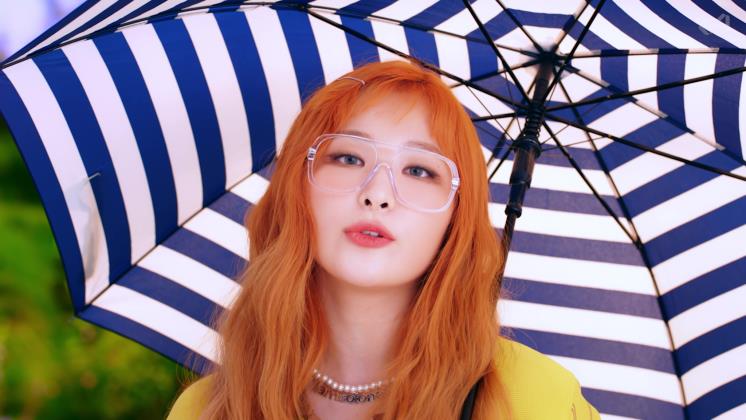레드벨벳 <퀸덤> MV 캡처