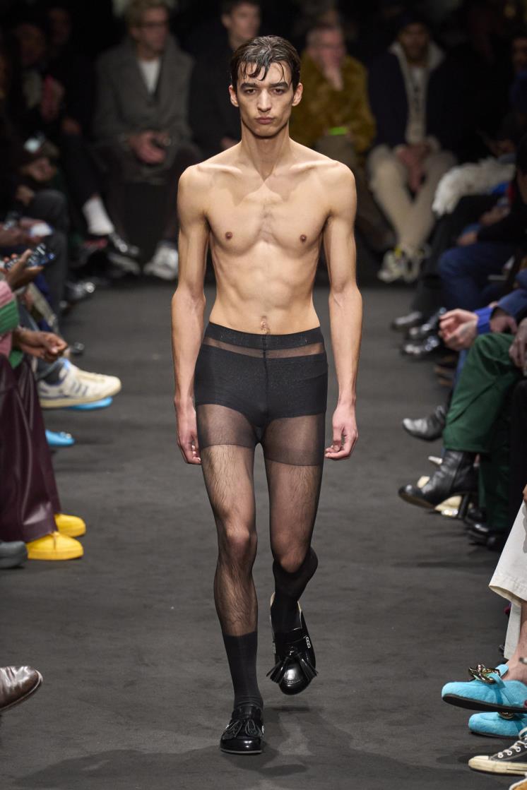 JW 앤더슨 2024 FW 남성복 컬렉션