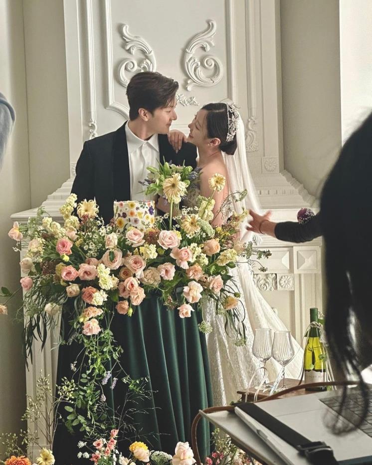 천둥과 산다라박