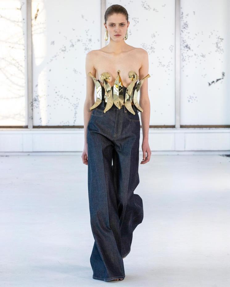 에어리어 2023 S/S 컬렉션