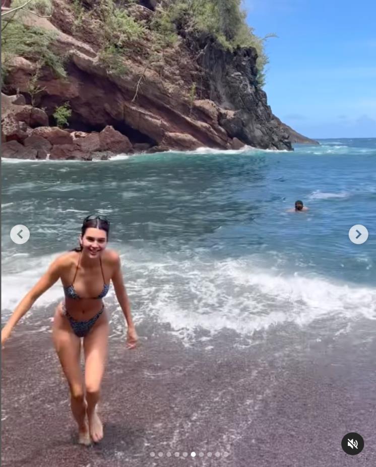 @kendalljenner 