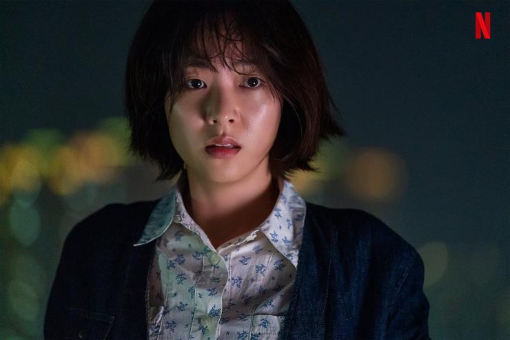 넷플릭스 <글리치>의 전여빈