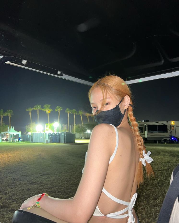 @jennierubyjane