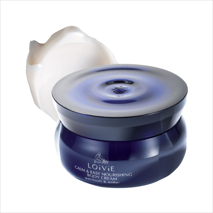 캄 앤 이지 너리싱 바디 크림, 4만9천원, Loivie.