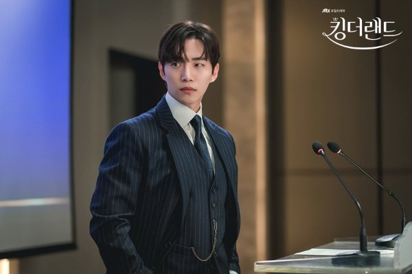 <킹더랜드> 이준호