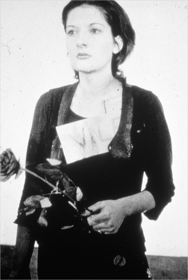 ‘Rhythm 0’(1974)
