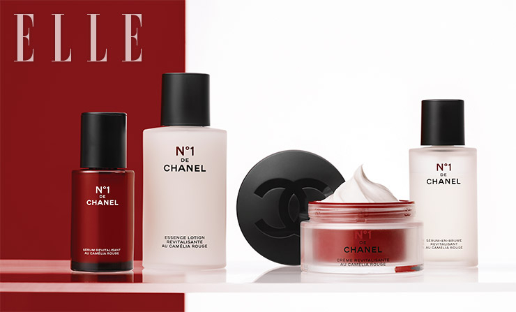  ( 왼쪽부터 ) N°1 DE CHANEL  레드 까멜리아 세럼 , 50ml, 19 만 9 천원 , N°1 DE CHANEL  레드 까멜리아 에센스 로씨옹 , 100ml, 12 만 9 천원 , N°1 DE CHANEL  레드 까멜리아 크림 , 50g, 14 만원 , N°1 DE CHANEL  레드 까멜리아 미스트 , 50ml, 12 만 4 천원 ,  모두  Chanel Beauty.