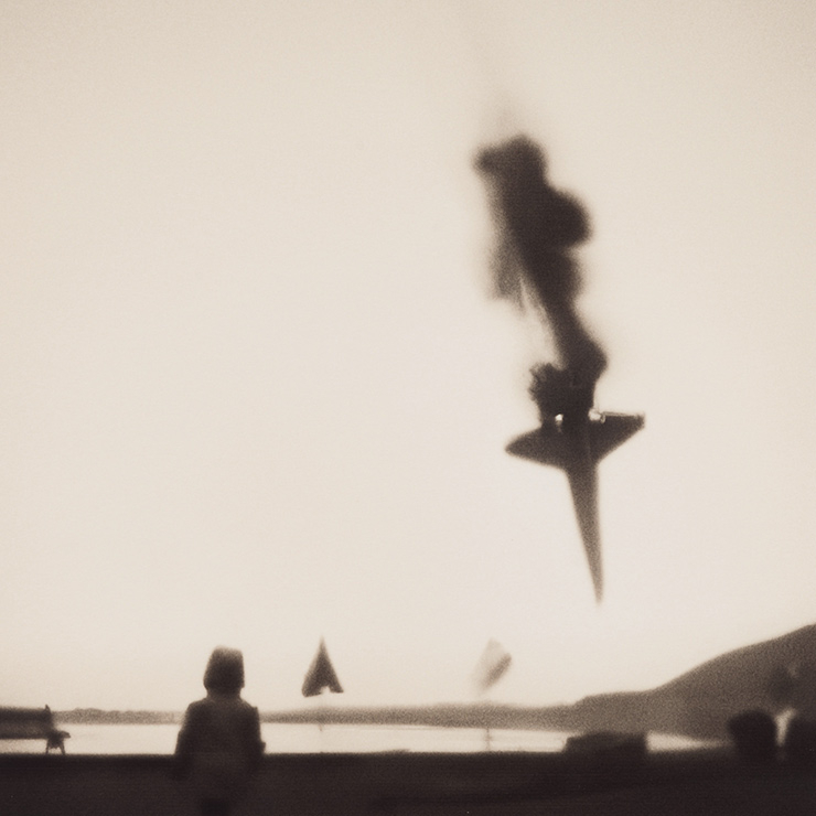 뉴욕 가고시안 갤러리에 전시 중인 베넷 밀러의 AI 작품 <무제> 시리즈.