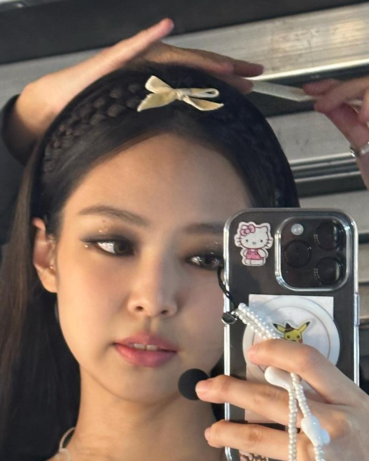 @jennierubyjane