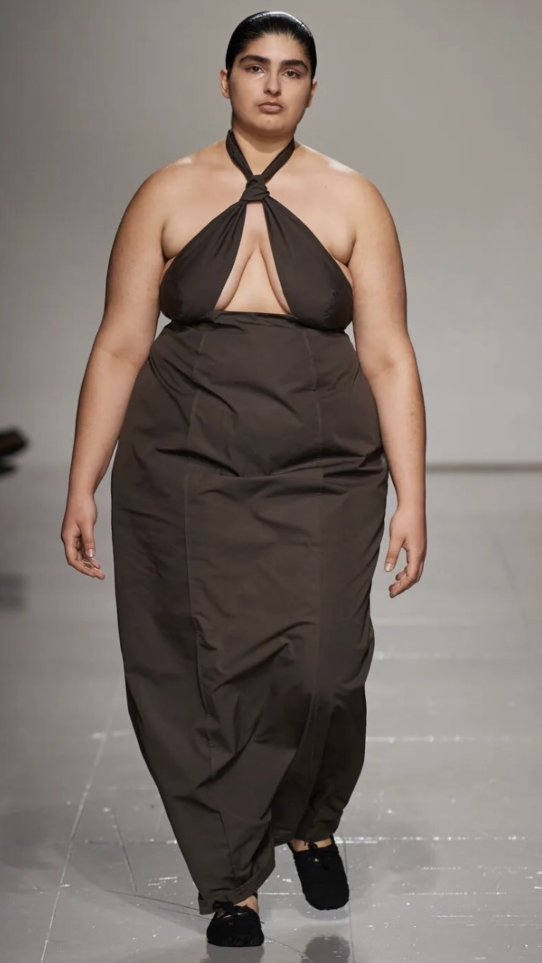 시네이드 오드와이어 2023 F/W 컬렉션