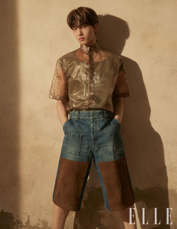 셔츠와 팬츠는 모두 Fendi. 이너 웨어는 Zara.