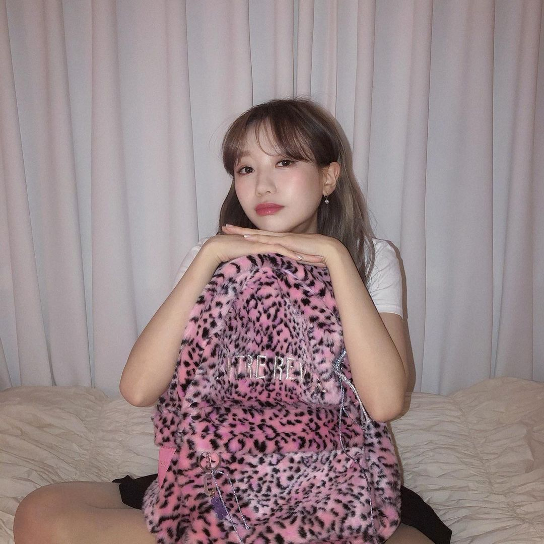 @iloveryu._