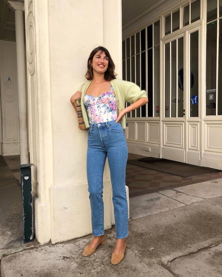 @jeannedamas           