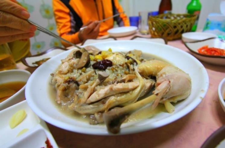달기약수닭백숙 해성