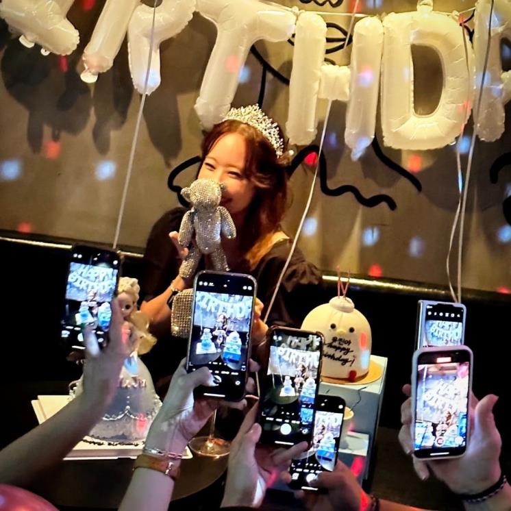 소유진 생일파티 인증샷