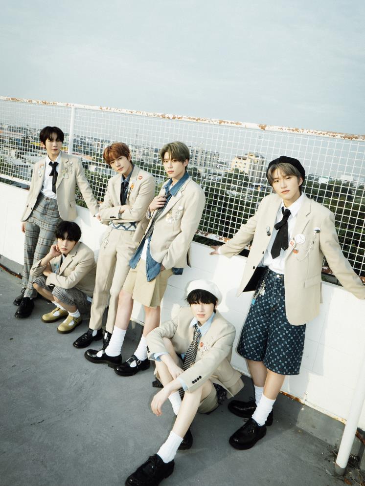 2월에 데뷔를 앞둔 NCT WISH.