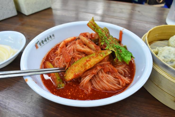 망향 비빔국수 본점
