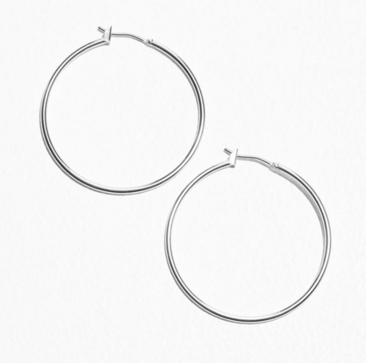  &Other Stories 공식 홈페이지