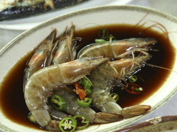 딴뚝통나무집식당