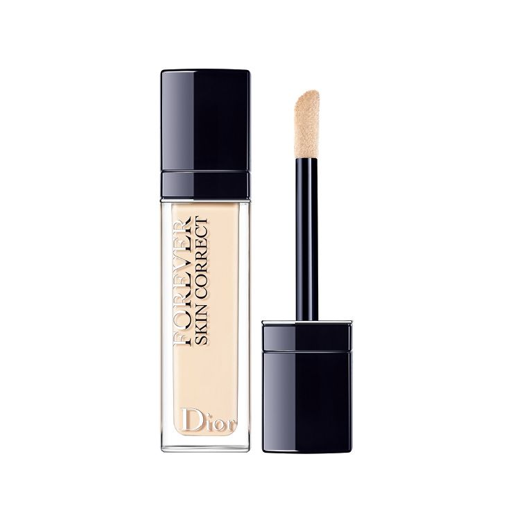 스킨케어 효과를 겸비한 풀 커버리지 컨실 러. 디올 포에버 스킨 코렉트, 5만5천원, Dior.