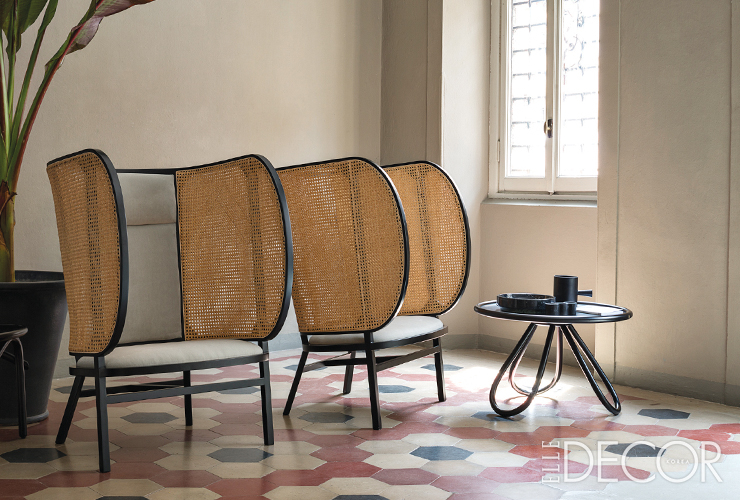 스웨덴 디자인 듀오 프런트(Front)가 디자인한 체어 ‘하이드아웃(Hideout)’은 가격 미정, Gebrüder Thonet Vienna.