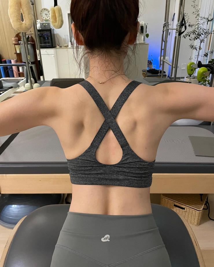카라 강지영